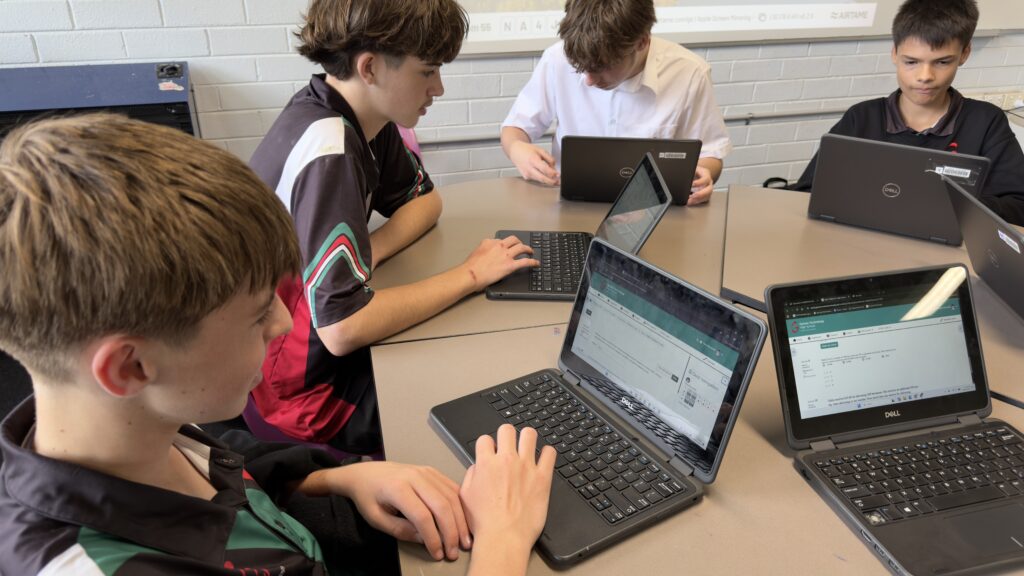 Collaborative teamwork and critical thinking drive success in innovative mathematics learning experiences